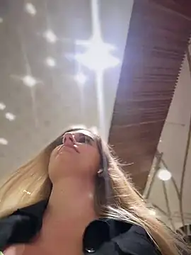 Betsy online show from 02-04-25, 01:16