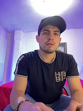 williamsmiiths16 online show from 02-20-26, 01:57