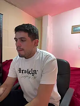 williamsmiiths16 online show from 01-10-26, 03:24