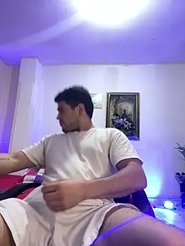 williamsmiiths16 online show from 01-18-26, 03:48