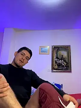 williamsmiiths16 online show from 12-20-25, 04:43