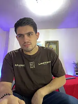 williamsmiiths16 online show from 02-18-26, 01:07