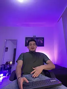 williamsmiiths16 online show from 04-30-26, 10:11