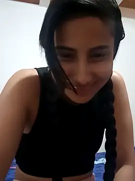 Vera Luna  online show from 01-05-26, 06:33