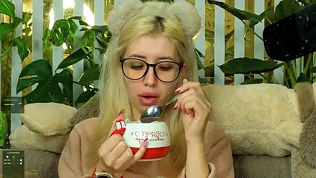 FlowweerGirl online show from 01-14-26, 09:13