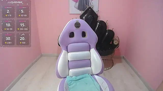 Anabeell  online show from 12-21-25, 01:13