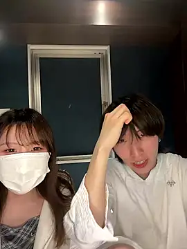 Snapshot of kai_xoxo__ chatting on 12-21-25, 02:08 kai xoxo online show from 12-21-25, 02:08