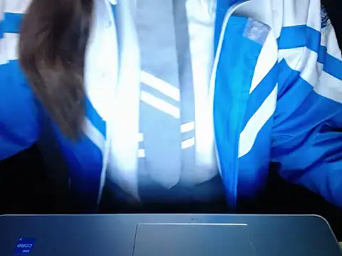 Snapshot of maian_love chatting on 03-03-26, 07:43 maian love online show from 03-03-26, 07:43