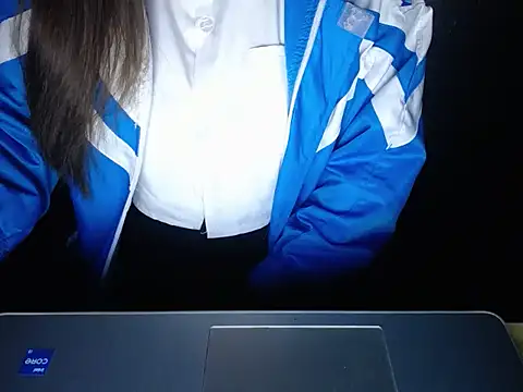 Snapshot of maian_love chatting on 03-01-26, 07:14 maian love online show from 03-01-26, 07:14