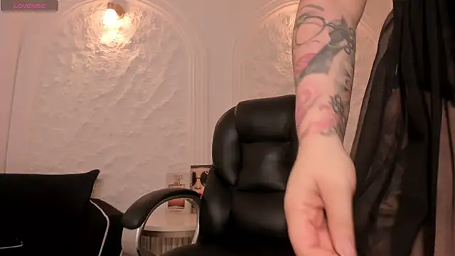 MadisonKane online show from 04-05-26, 11:17