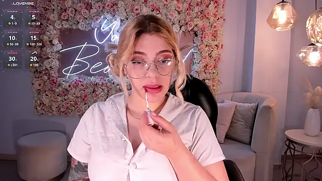 MadisonKane online show from 03-11-26, 11:15