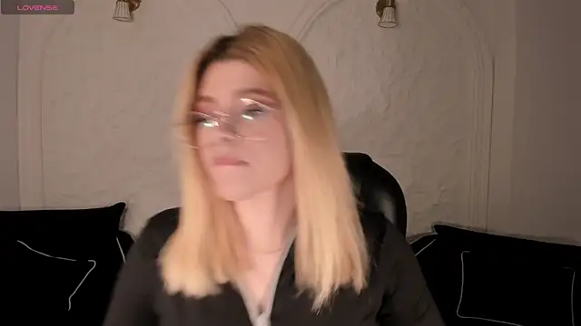 MadisonKane online show from 04-04-26, 11:06