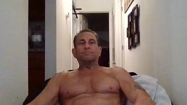 Snapshot of johnnymarino1010 chatting on 06-07-26, 11:21 johnnymarino1010 online show from 06-07-26, 11:21