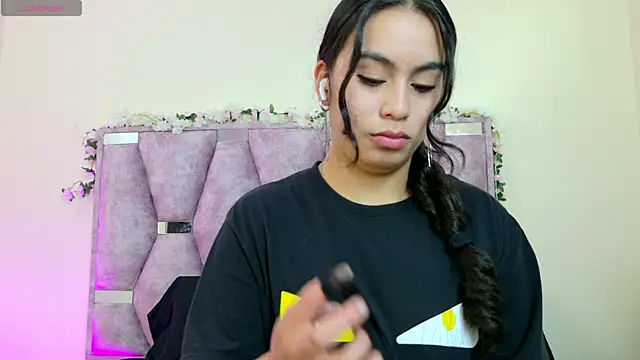 iris and damian online show from 01-13-26, 04:22