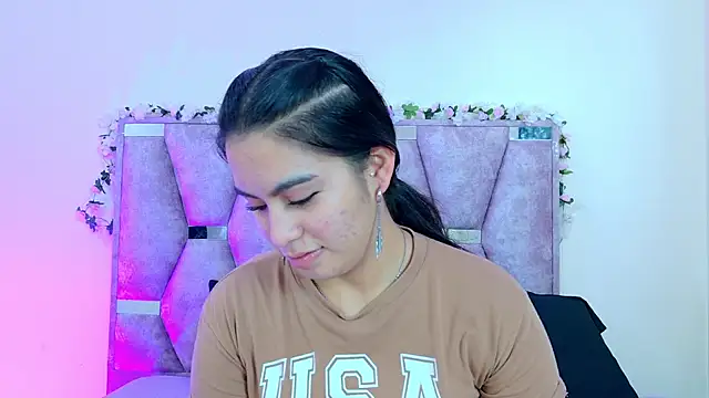 iris and damian online show from 04-11-26, 05:16