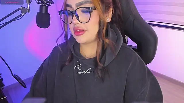 asheryn online show from 02-12-26, 01:49