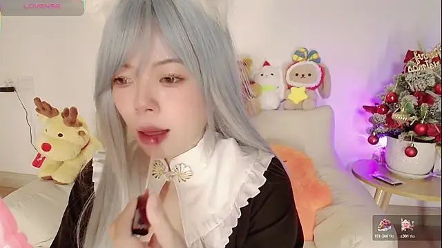 Snapshot of Miyeoonn chatting on 12-20-25, 04:15 Miyeoonn online show from 12-20-25, 04:15