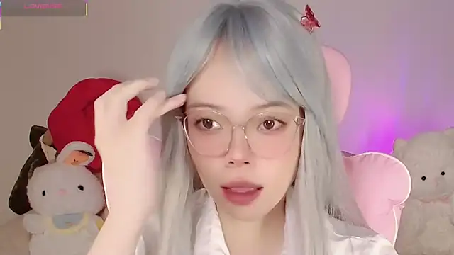 Snapshot of Miyeoonn chatting on 04-27-26, 05:00 Miyeoonn online show from 04-27-26, 05:00