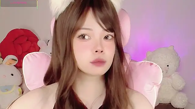 Snapshot of Miyeoonn chatting on 04-23-26, 10:22 Miyeoonn online show from 04-23-26, 10:22