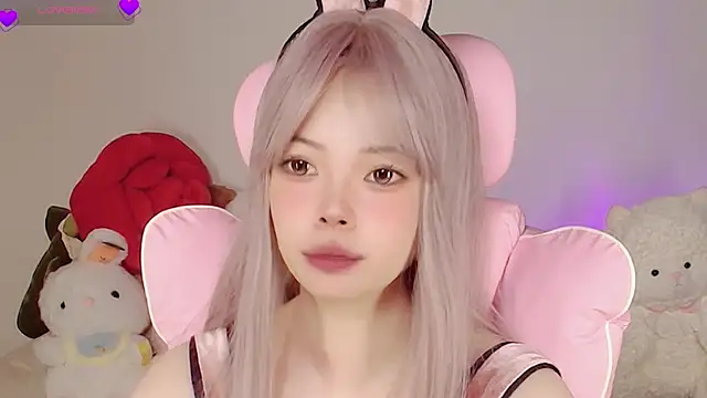 Snapshot of Miyeoonn chatting on 05-24-26, 06:30 Miyeoonn online show from 05-24-26, 06:30