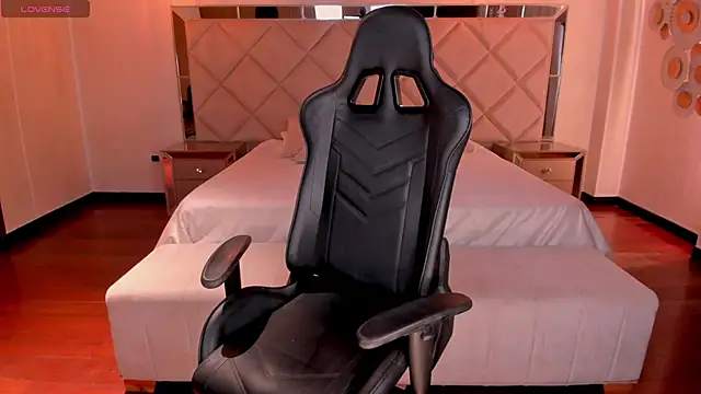 ChloeManson online show from 03-13-25, 09:37