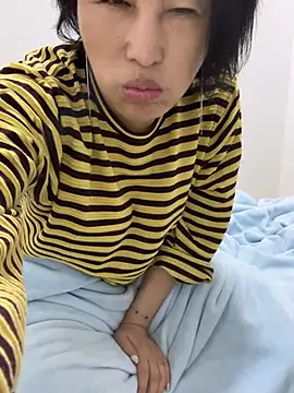Snapshot of luckybaby666999 chatting on 05-18-26, 04:40 luckybaby666999 online show from 05-18-26, 04:40