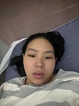 muutoo online show from 12-14-25, 12:00