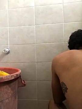 modeloxtz online show from 01-12-26, 02:24