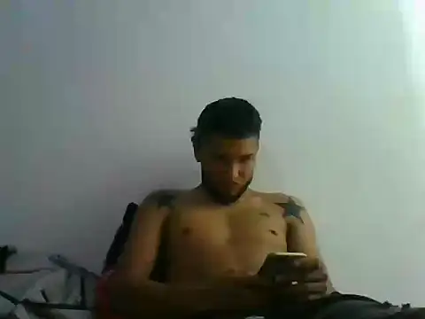 modeloxtz online show from 12-21-25, 04:36