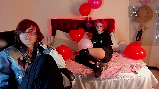 Snapshot of Eros_Nyx_ chatting on 02-15-26, 08:13 Eros Nyx online show from 02-15-26, 08:13