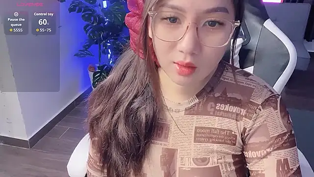 Snapshot of Ni-Ni_2K chatting on 01-14-26, 02:37 Ni-Ni 2K online show from 01-14-26, 02:37