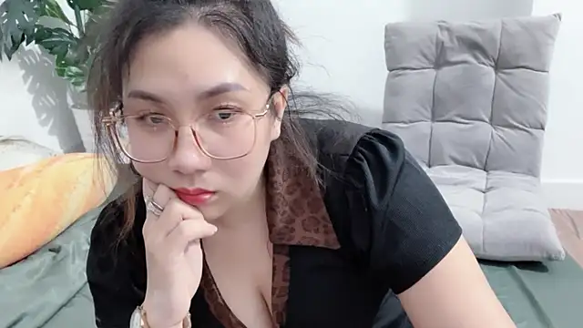 Snapshot of Ni-Ni_2K chatting on 03-27-26, 11:22 Ni-Ni 2K online show from 03-27-26, 11:22