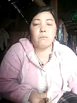 Snapshot of sary-hot2x chatting on 03-12-26, 04:07 sary-hot2x online show from 03-12-26, 04:07