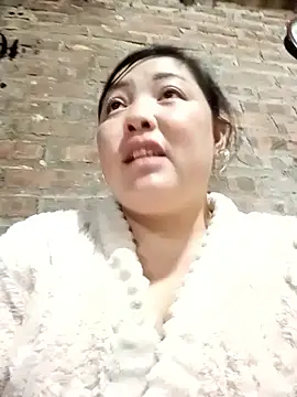 Snapshot of sary-hot2x chatting on 03-07-26, 03:02 sary-hot2x online show from 03-07-26, 03:02