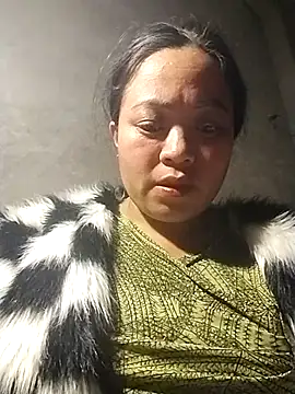 AlilaK2 online show from 12-18-25, 01:59