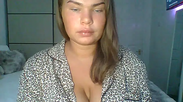 Snapshot of GEMMARMALADE chatting on 07-27-26, 05:47 GEMMARMALADE online show from 07-27-26, 05:47
