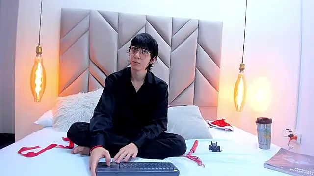 JeffBellfort online show from 12-16-25, 08:13