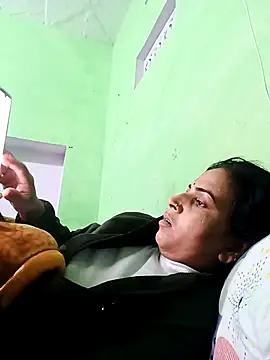 Snapshot of Big_soniya55A chatting on 01-13-26, 05:44 Big soniya55A online show from 01-13-26, 05:44