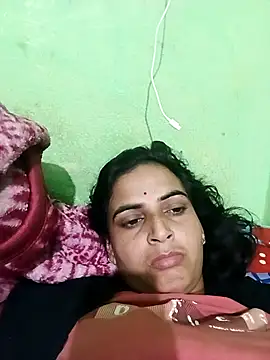 Snapshot of Big_soniya55A chatting on 12-19-25, 05:43 Big soniya55A online show from 12-19-25, 05:43