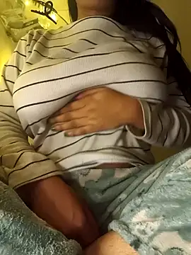 Snapshot of Hotty_Tulip chatting on 02-08-26, 07:06 Hotty Tulip online show from 02-08-26, 07:06