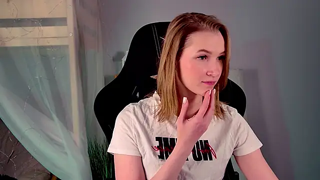 Megan Rodgers online show from 02-05-26, 05:31