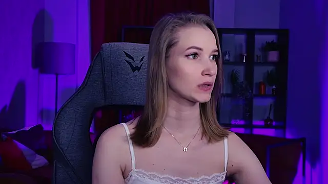 Megan Rodgers online show from 04-10-26, 05:42