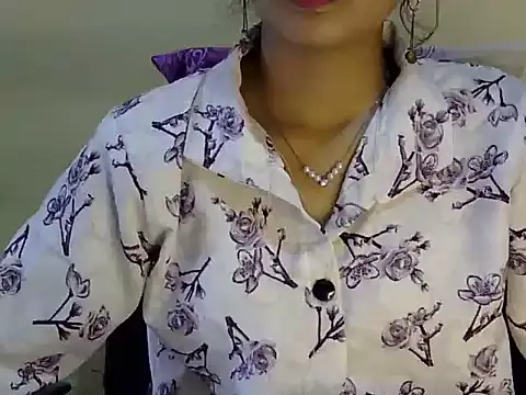 Snapshot of Shab_M chatting on 07-15-26, 06:53 Shab M online show from 07-15-26, 06:53