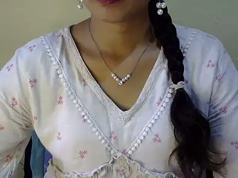 Snapshot of Shab_M chatting on 06-21-26, 06:41 Shab M online show from 06-21-26, 06:41