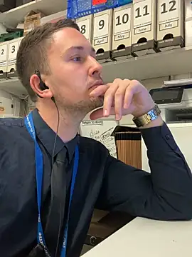 dirtyanal23 online show from 04-12-26, 06:00