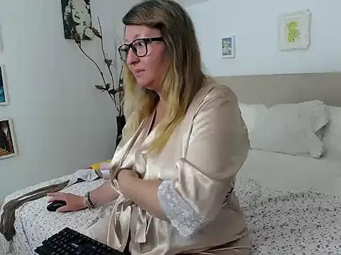 Snapshot of OlgaPavlova chatting on 06-25-26, 11:37 OlgaPavlova online show from 06-25-26, 11:37