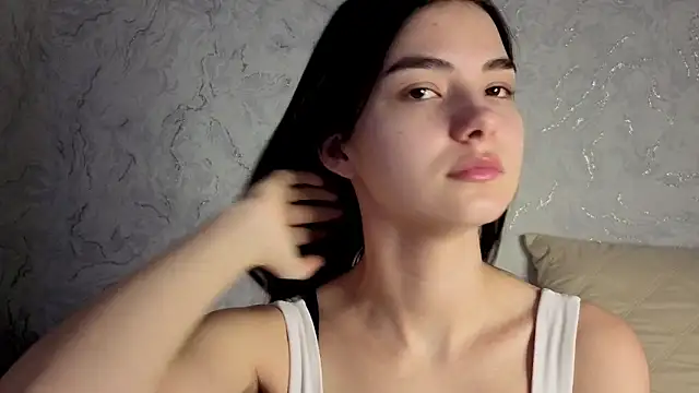 Laura Sunday online show from 03-06-26, 08:31