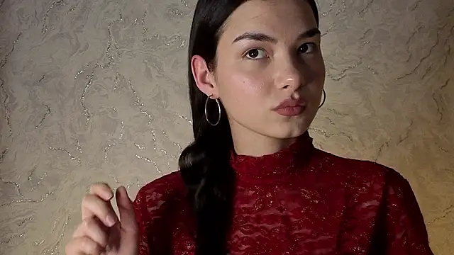 Laura Sunday online show from 12-15-25, 11:27