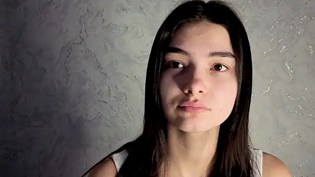 Laura Sunday online show from 02-24-26, 01:34