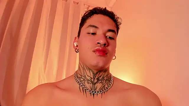 AlecBanne online show from 12-18-25, 02:27